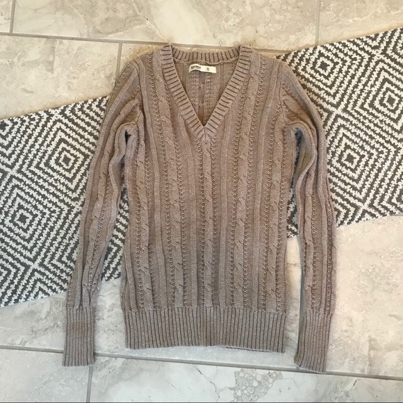 Old Navy Cable Knit Sweater - Picture 1 of 4